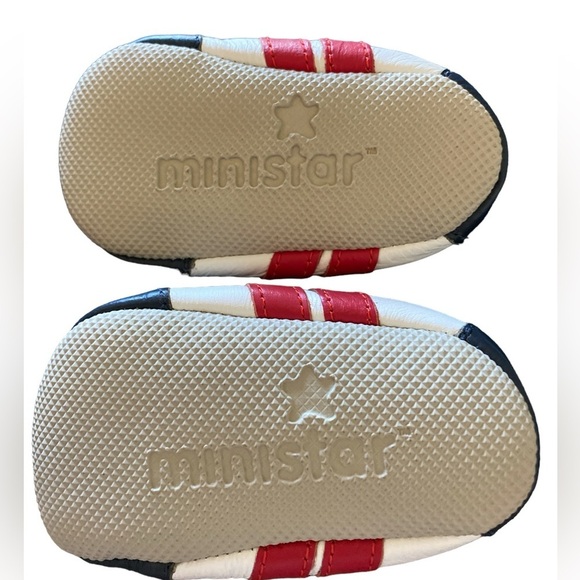 Ministar baby crib shoes leather uppers and lining small 0-6 months - Picture 3 of 4